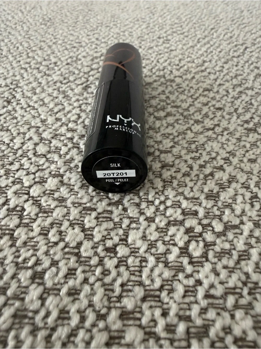 NYX Shout Loud Satin Lipstick